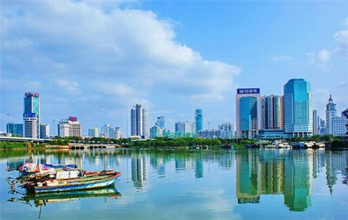 火锅店小院隐蔽墙设计（火锅店外墙装修效果图）